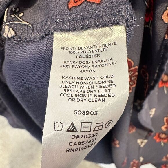 Loft Outlet Flower blue/purple tank top - Picture 3 of 8